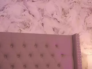 charlotte-harris's Live Sex Cam Show