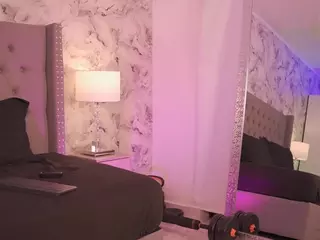 charlotte-harris's Live Sex Cam Show