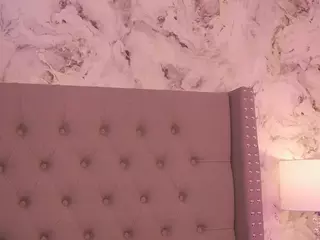 charlotte-harris's Live Sex Cam Show