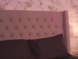 charlotte-harris's Live Sex Cam Show