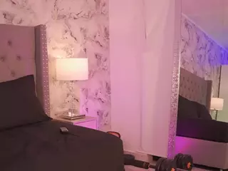 charlotte-harris's Live Sex Cam Show