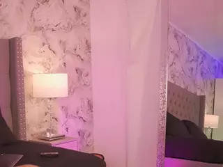 charlotte-harris's Live Sex Cam Show