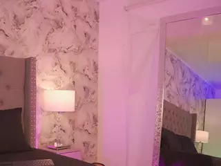 charlotte-harris's Live Sex Cam Show