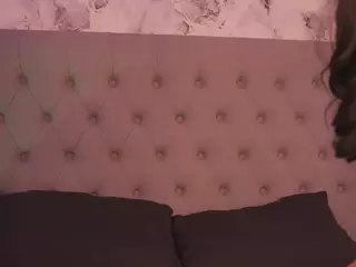 charlotte-harris's Live Sex Cam Show