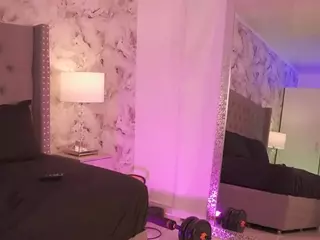 charlotte-harris's Live Sex Cam Show