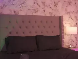 charlotte-harris's Live Sex Cam Show