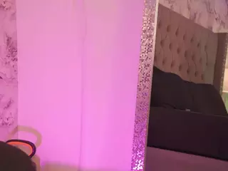 charlotte-harris's Live Sex Cam Show
