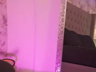 charlotte-harris's Live Sex Cam Show