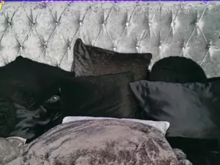 Lucy Lou xXx's Live Sex Cam Show