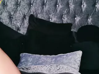Lucy Lou xXx's Live Sex Cam Show
