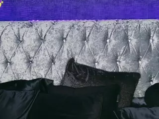 Lucy Lou xXx's Live Sex Cam Show