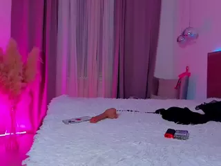 KylieLips's Live Sex Cam Show