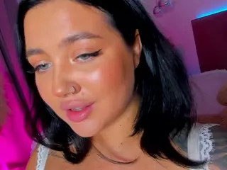 KylieLips's Live Sex Cam Show