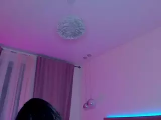 KylieLips's Live Sex Cam Show