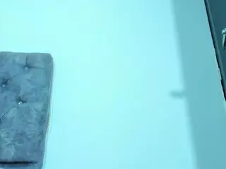 leah-thompson's Live Sex Cam Show