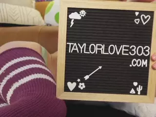 TaylorLove303's Live Sex Cam Show