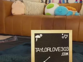 TaylorLove303's Live Sex Cam Show