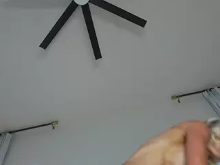 TaylorLove303's Live Sex Cam Show