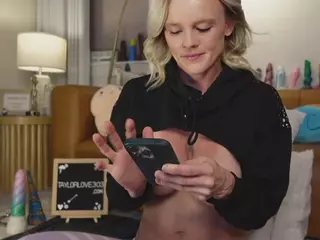 TaylorLove303's Live Sex Cam Show