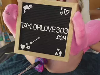 TaylorLove303's Live Sex Cam Show