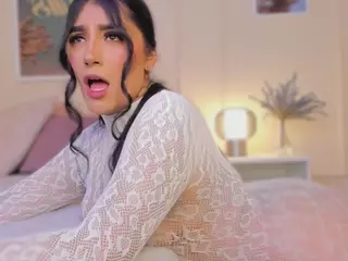 Anneee's Live Sex Cam Show