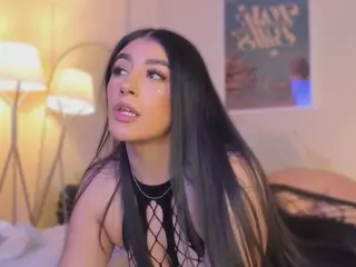 Anneee's Live Sex Cam Show