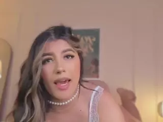 Anneee's Live Sex Cam Show
