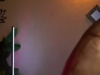 YoyoAnny's Live Sex Cam Show