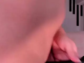 Caroline Grace's Live Sex Cam Show