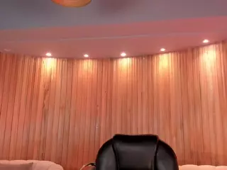 Caroline Grace's Live Sex Cam Show