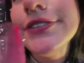 ValNeeko's Live Sex Cam Show