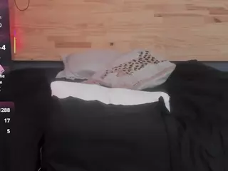 ValNeeko's Live Sex Cam Show