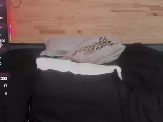 ValNeeko's Live Sex Cam Show