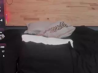 ValNeeko's Live Sex Cam Show