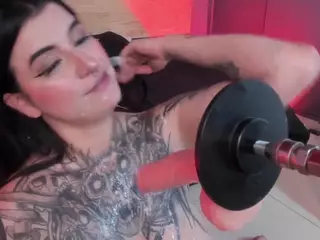 ValNeeko's Live Sex Cam Show