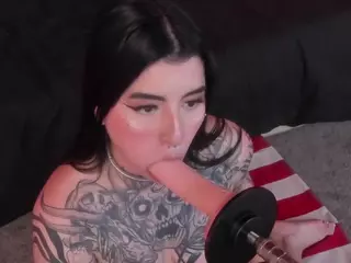ValNeeko's Live Sex Cam Show