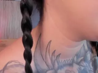 ValNeeko's Live Sex Cam Show