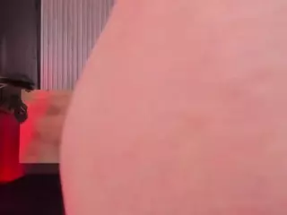 ValNeeko's Live Sex Cam Show