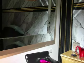 Niyirey's Live Sex Cam Show