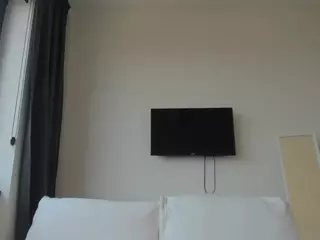 Lucy_Ember's Live Sex Cam Show