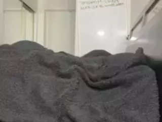 PrettyTunechi's Live Sex Cam Show