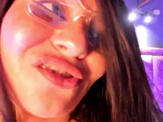 Amanda Cruz's Live Sex Cam Show