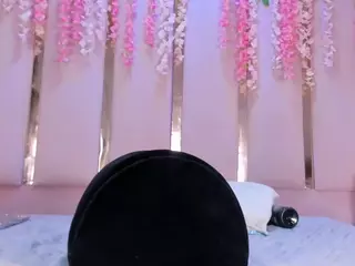 Ali Sweet's Live Sex Cam Show