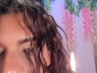 Ali Sweet's Live Sex Cam Show