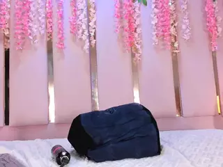 Ali Sweet's Live Sex Cam Show