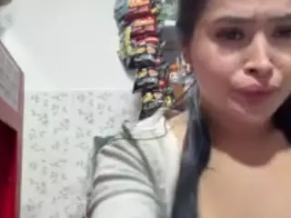 Sara-Funn's Live Sex Cam Show