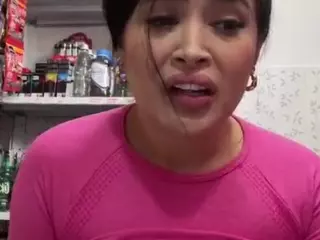 Sara-Funn's Live Sex Cam Show
