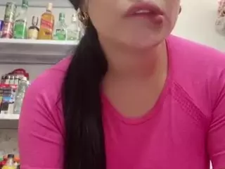 Sara-Funn's Live Sex Cam Show