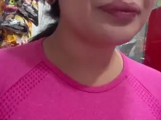 Sara-Funn's Live Sex Cam Show