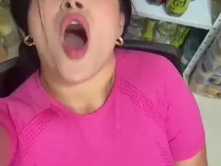 Sara-Funn's Live Sex Cam Show
